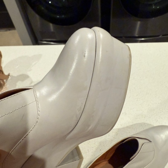 & Other Stories Cream Leather Shoes - Picture 7 of 10